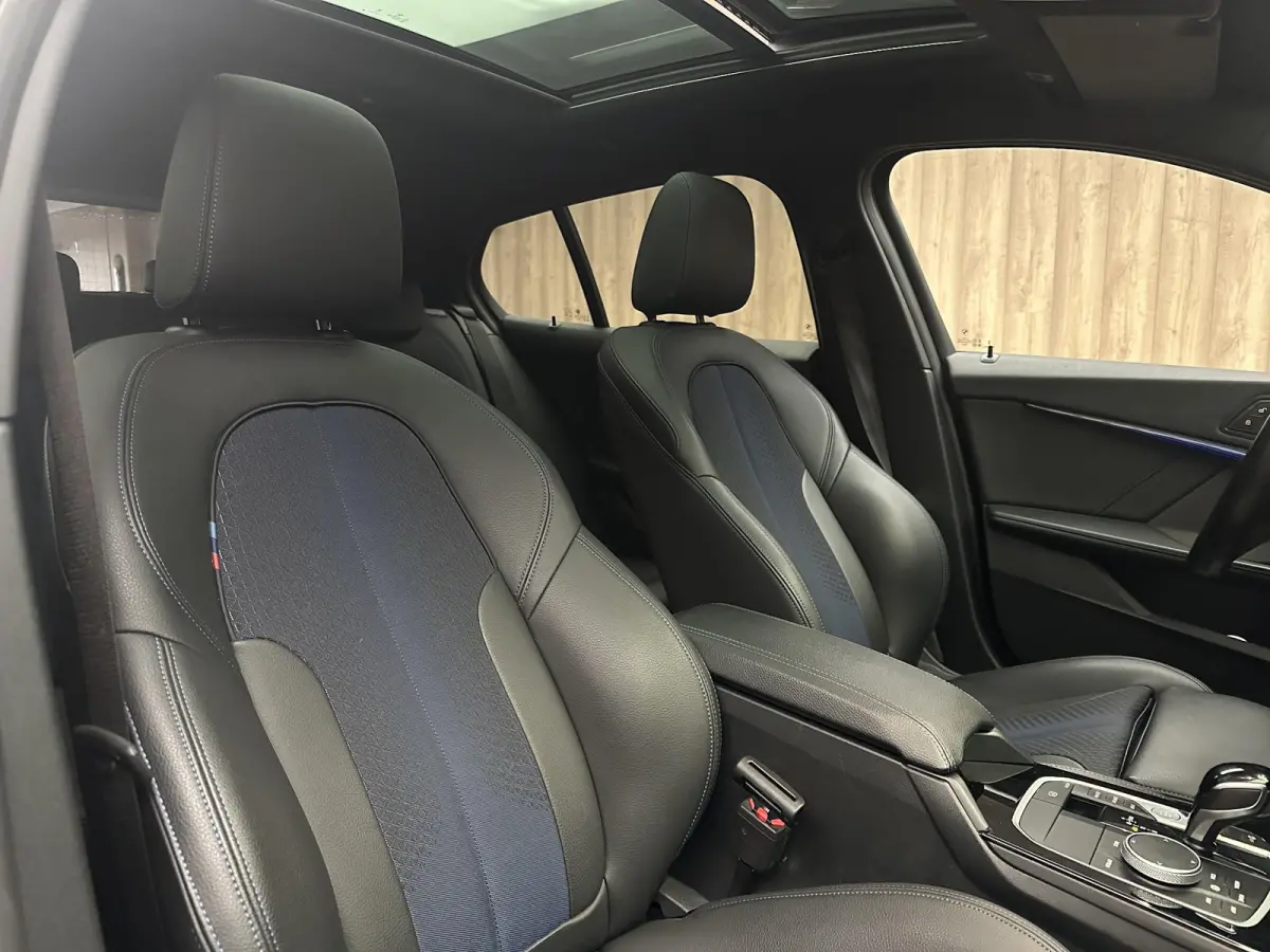 M135i xDrive Executive