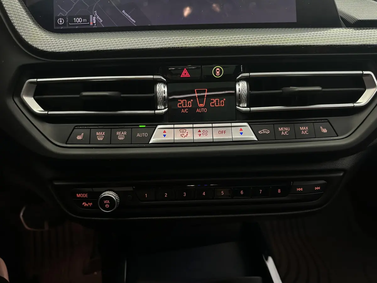 M135i xDrive Executive
