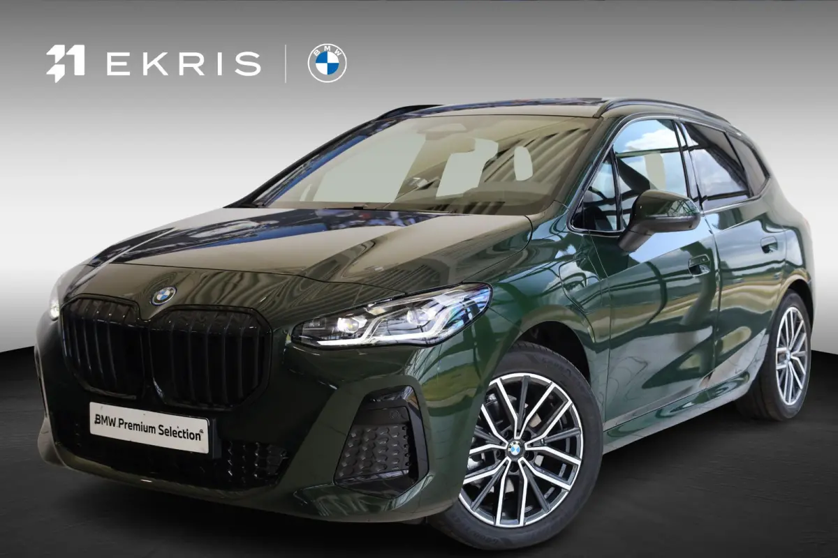225e xDrive | M Sport | Harman/Kardon | Driving Assistant Plus | Panoramadak | Head-Up Display | Trekhaak