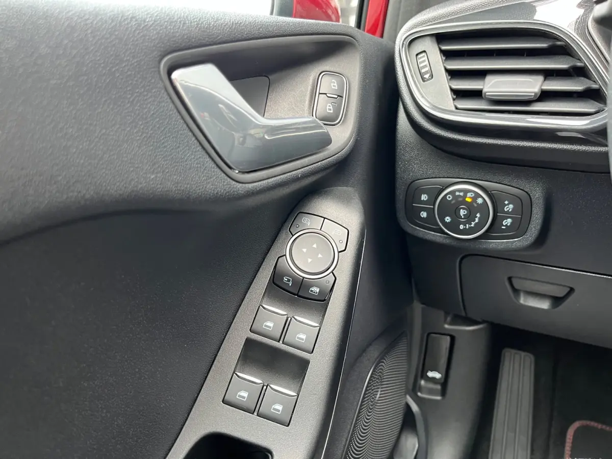 1.0 EcoBoost ST-Line NL.Auto/Automaat/Full Led/Winterpack/Climatronic/Cruise/Carplay/1Ste Eigenaar/Dealer onderhouden