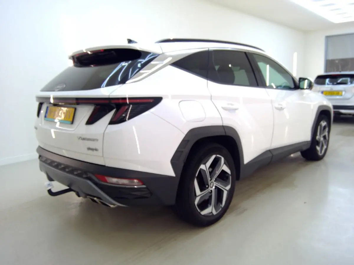 1.6 T-GDI PHEV 180PK Comfort 4WD+Led+Vitrual+breed-navigatie+camera+19"Lmv+stoel-verw = 62KM-Elek+2 Snoeren=SUPER
