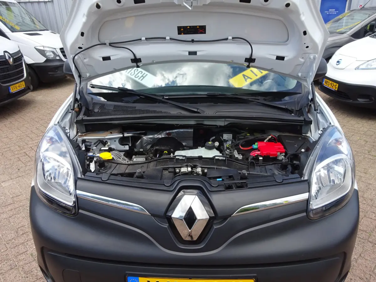 Z.E. 33 ( Koopaccu ) S.O.H 96% AIRCO NAVIGATIE CRUISE CONTROL PDC