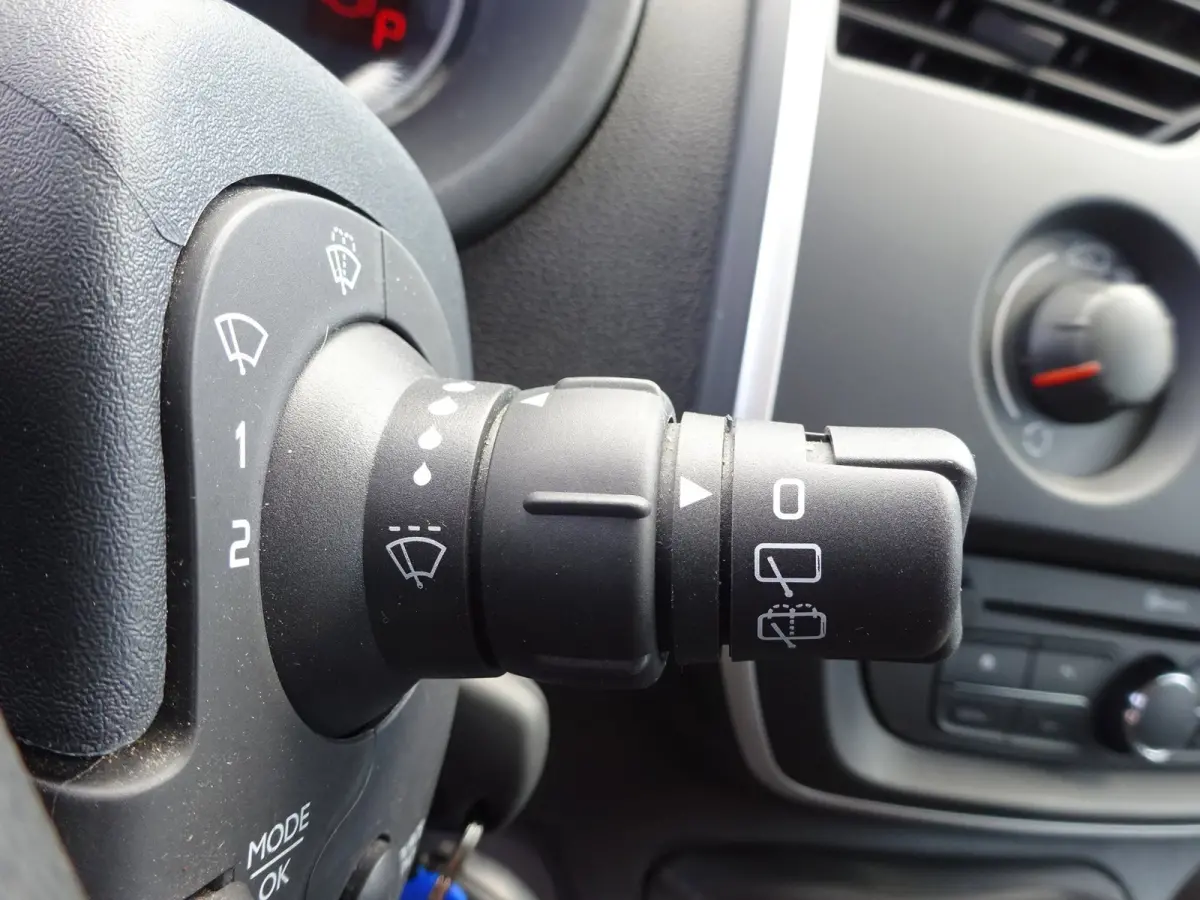 Z.E. 33 ( Koopaccu ) S.O.H 96% AIRCO NAVIGATIE CRUISE CONTROL PDC