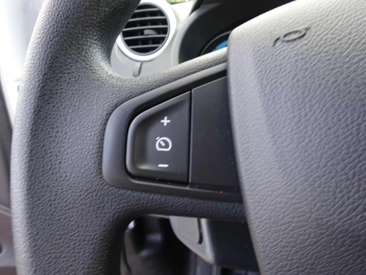 Z.E. 33 ( Koopaccu ) S.O.H 96% AIRCO NAVIGATIE CRUISE CONTROL PDC