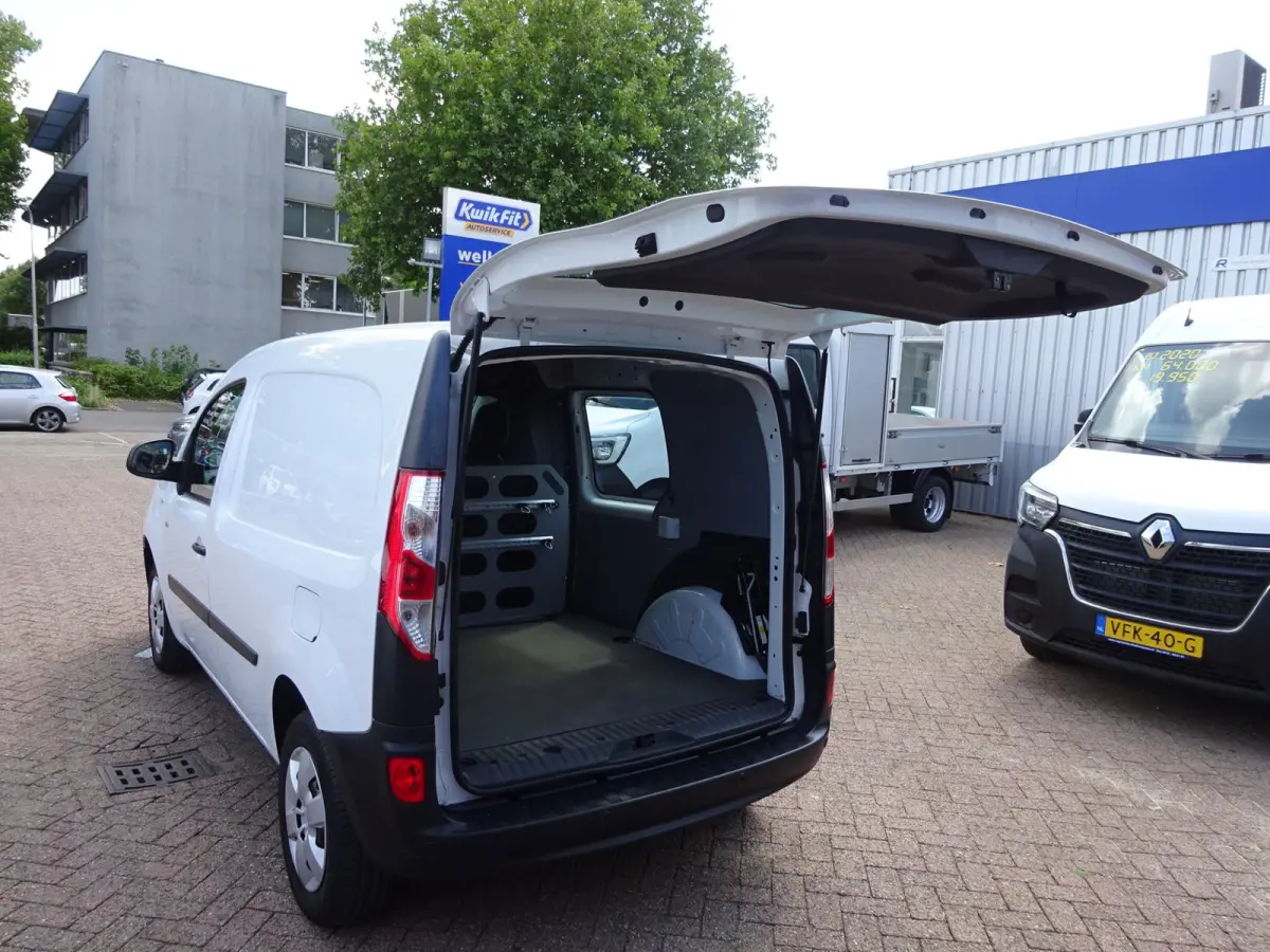 Z.E. 33 ( Koopaccu ) S.O.H 96% AIRCO NAVIGATIE CRUISE CONTROL PDC