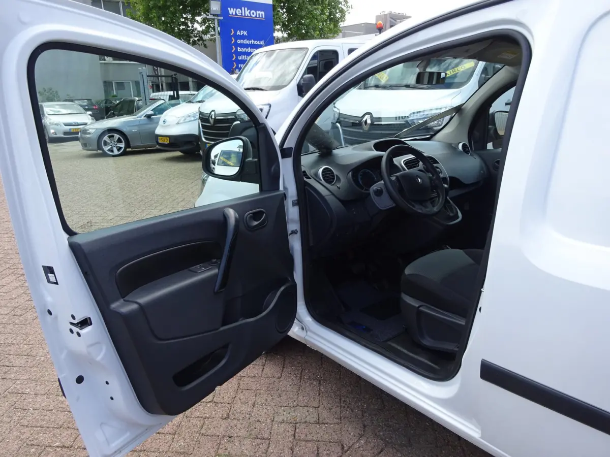 Z.E. 33 ( Koopaccu ) S.O.H 96% AIRCO NAVIGATIE CRUISE CONTROL PDC