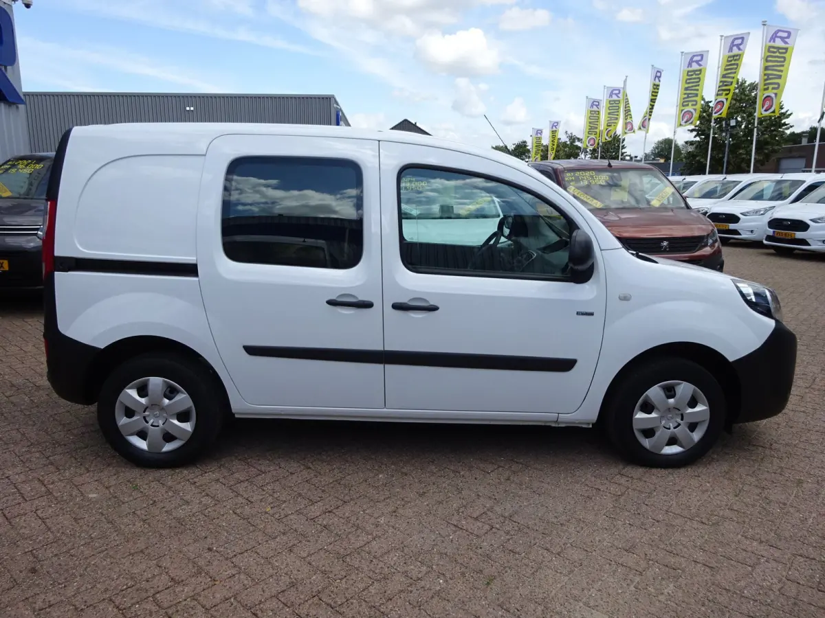 Z.E. 33 ( Koopaccu ) S.O.H 96% AIRCO NAVIGATIE CRUISE CONTROL PDC