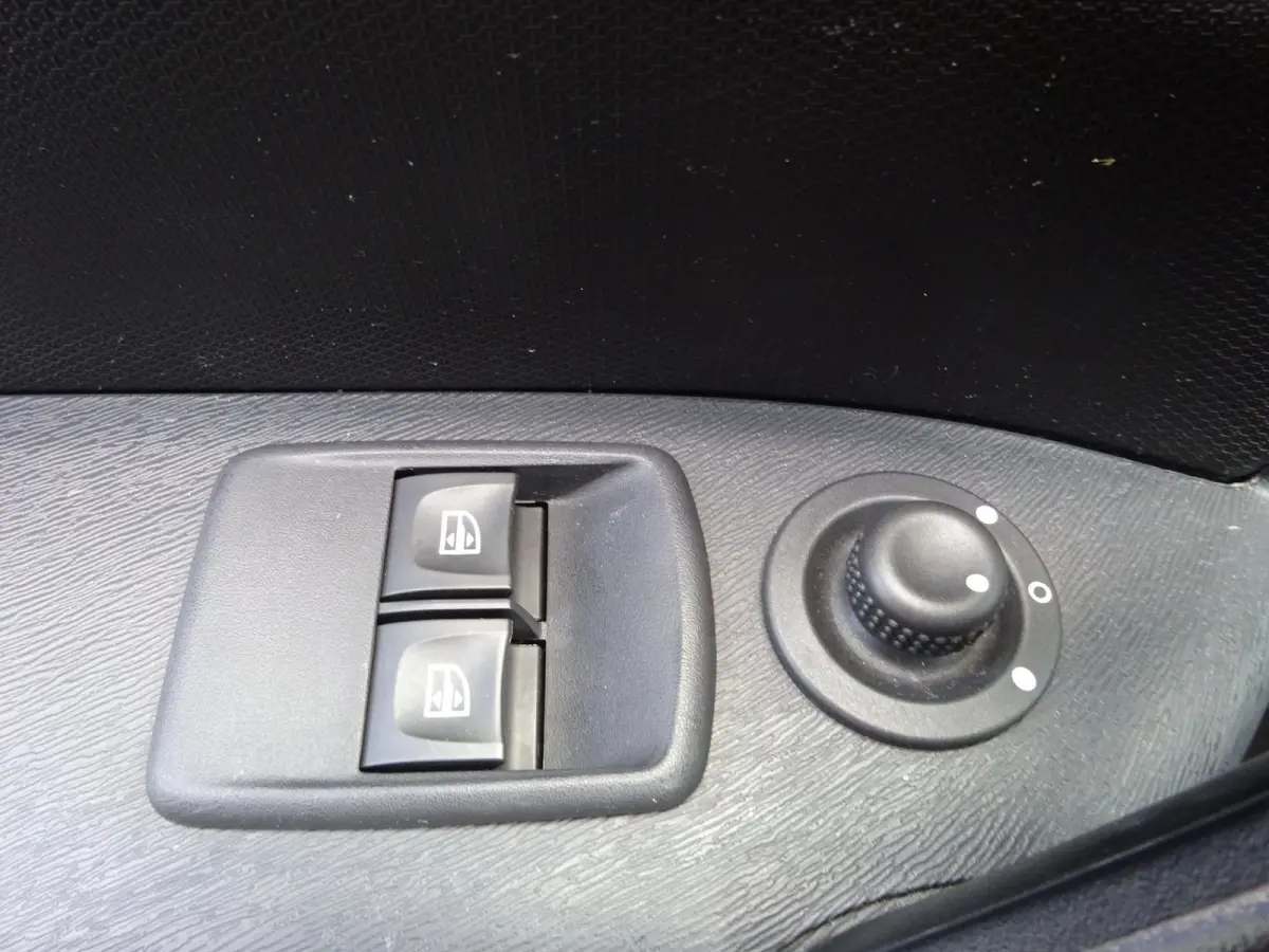 Z.E. 33 ( Koopaccu ) S.O.H 96% AIRCO NAVIGATIE CRUISE CONTROL PDC