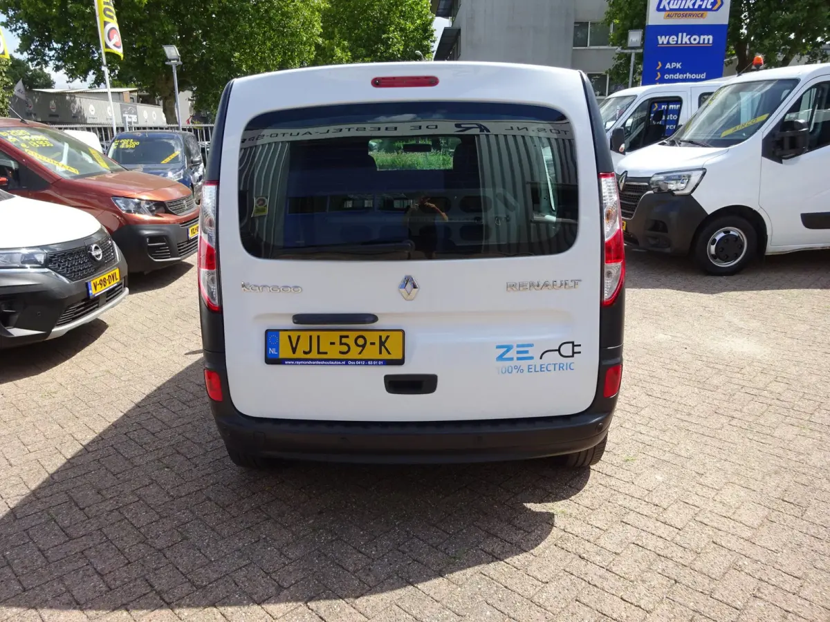 Z.E. 33 ( Koopaccu ) S.O.H 96% AIRCO NAVIGATIE CRUISE CONTROL PDC