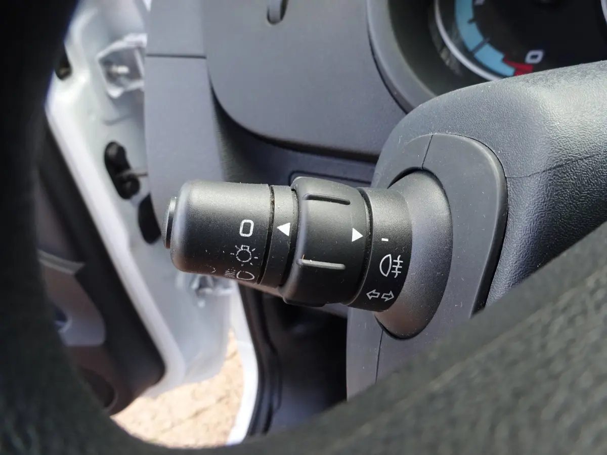 Z.E. 33 ( Koopaccu ) S.O.H 96% AIRCO NAVIGATIE CRUISE CONTROL PDC