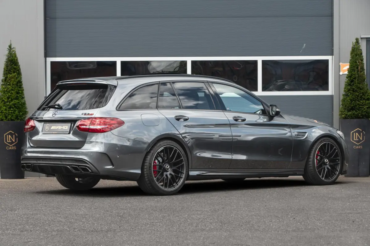 AMG 63 S | Pano | HU| DAB | Camera
