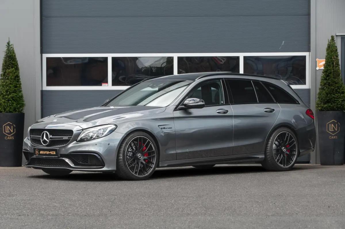 AMG 63 S | Pano | HU| DAB | Camera