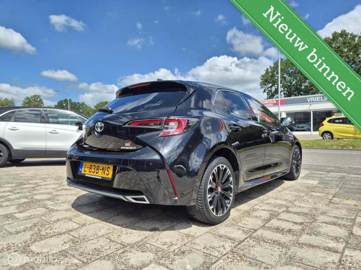 1.8 Hybrid GR-Sport, Camera, Stoelverwarming