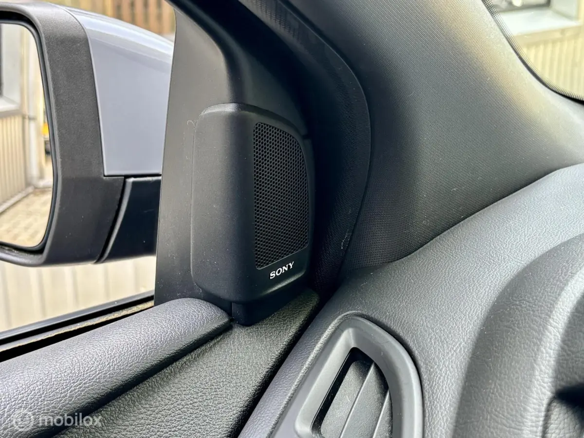 2.0 ST. NAVI, CRUISE, SONY
