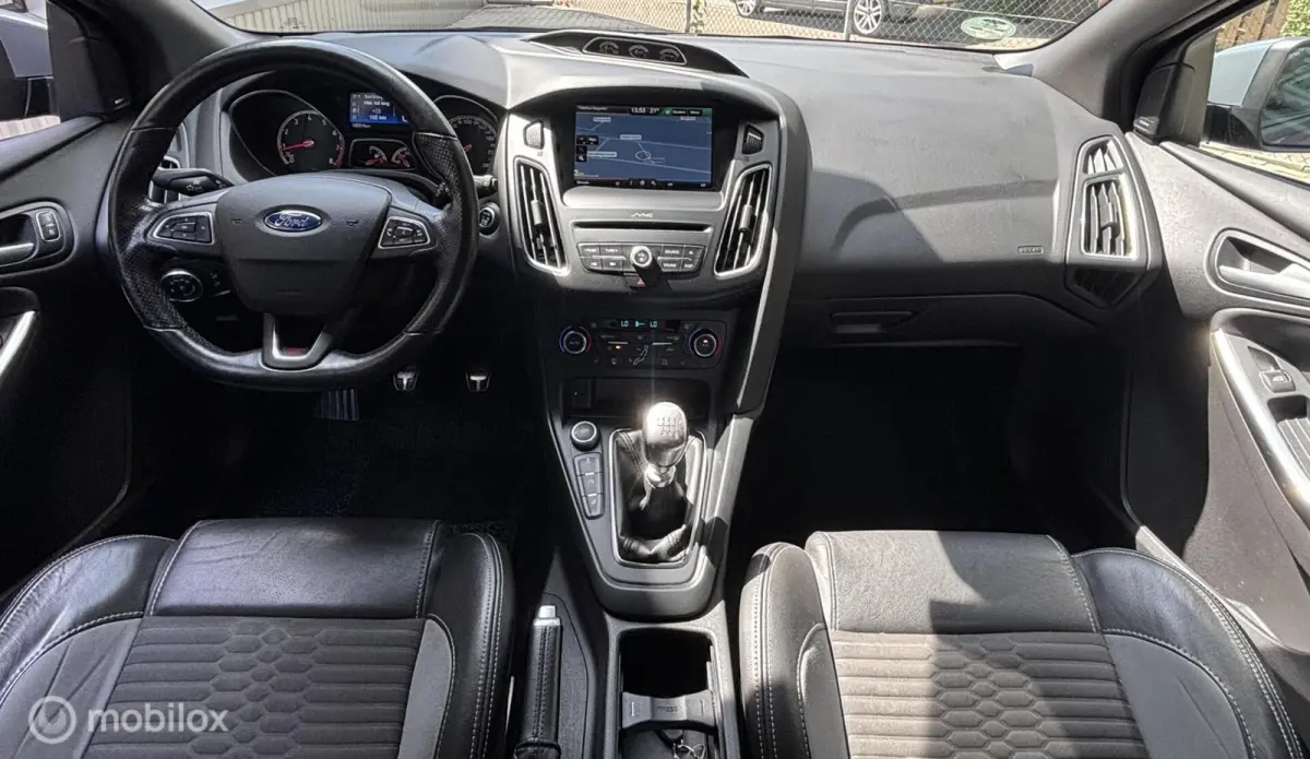 2.0 ST. NAVI, CRUISE, SONY