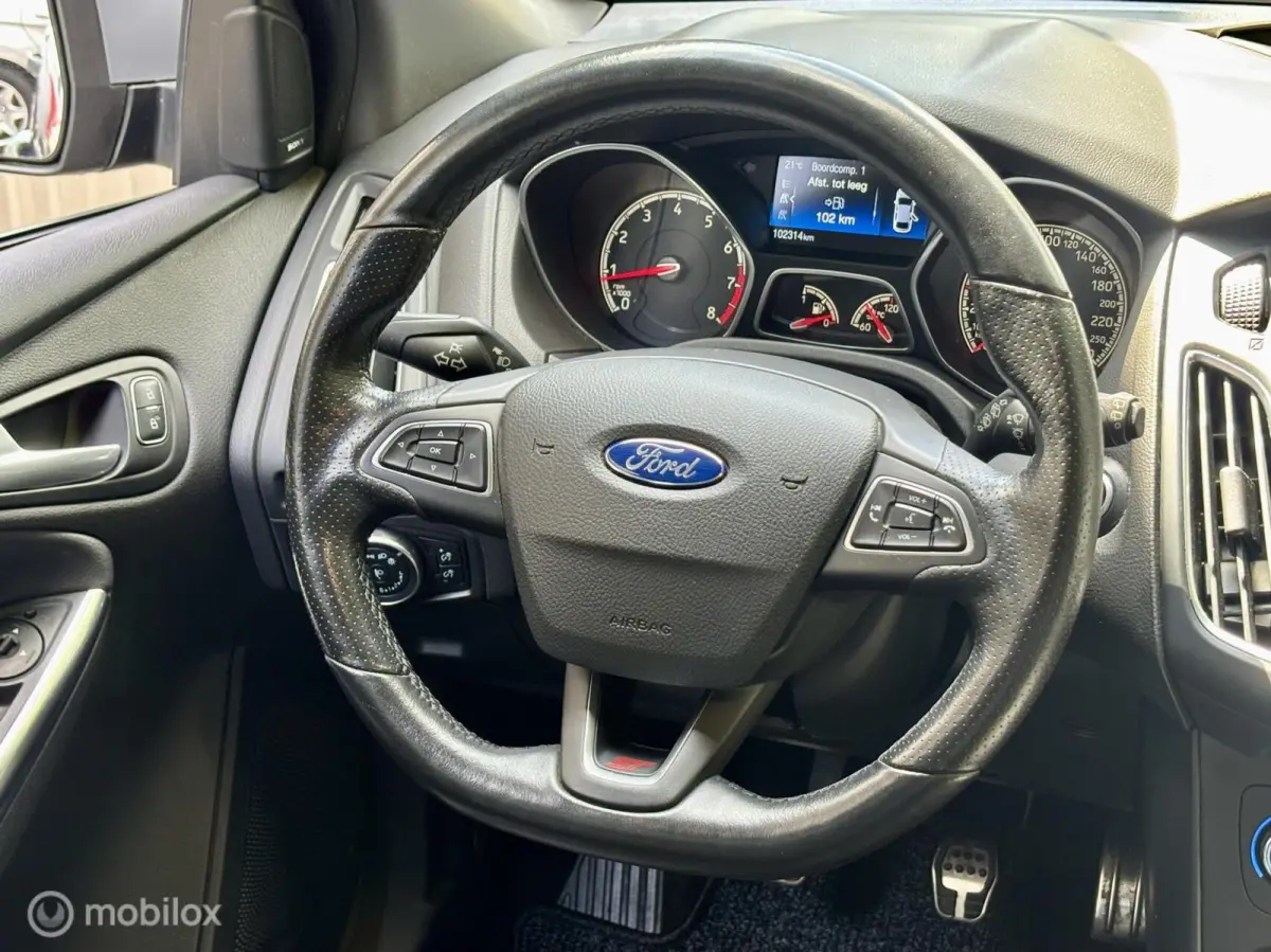 2.0 ST. NAVI, CRUISE, SONY