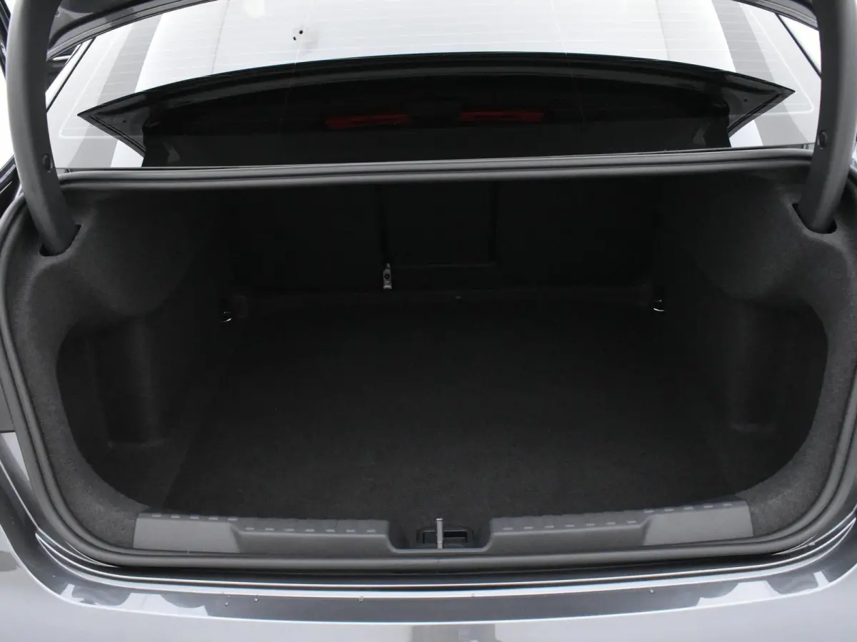 35 TFSI S edition | Automaat | S-line exterieur | S line interieur | Navigatie | Virtual cockpit plus | Bang & Olufsen | Lichtmetalen velgen | Climate control | Stoelverwarming | Adaptive cr