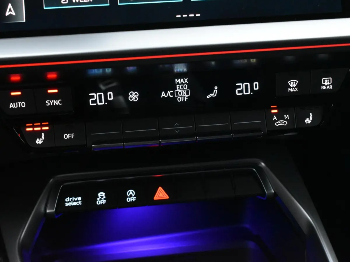 35 TFSI S edition | Automaat | S-line exterieur | S line interieur | Navigatie | Virtual cockpit plus | Bang & Olufsen | Lichtmetalen velgen | Climate control | Stoelverwarming | Adaptive cr