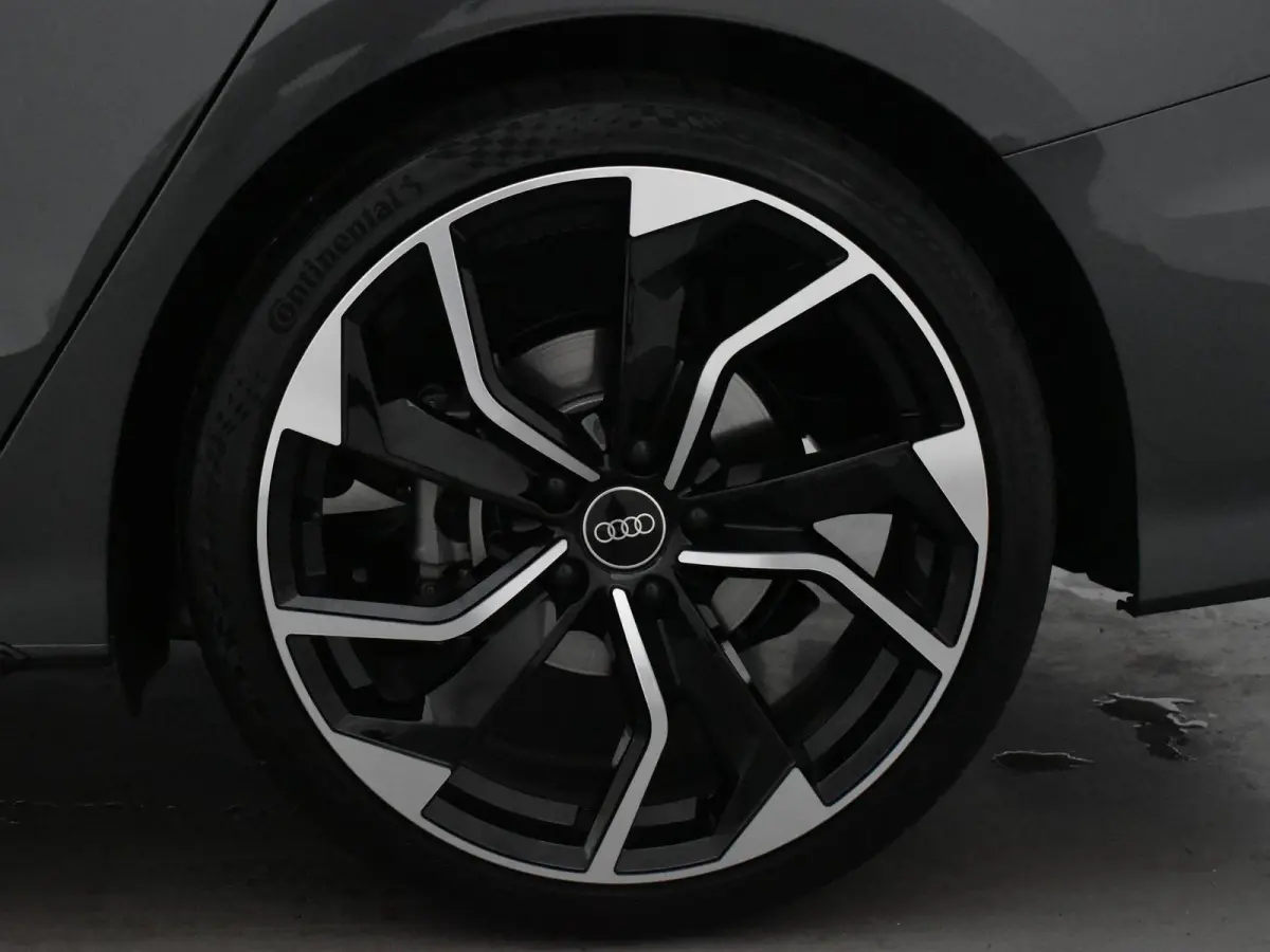 35 TFSI S edition | Automaat | S-line exterieur | S line interieur | Navigatie | Virtual cockpit plus | Bang & Olufsen | Lichtmetalen velgen | Climate control | Stoelverwarming | Adaptive cr