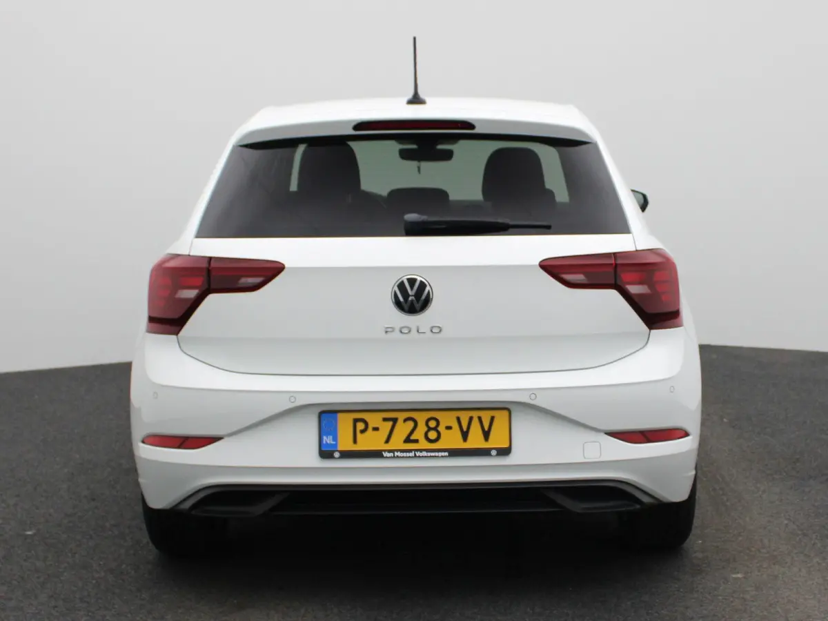 1.0 TSI Life Business | Apple carplay/android auto | Adaptive cruise control | Draadloze telefoonlader | Navigatie | Parkeersensoren voor en achter | Rijstrooksensor | Start/stop systeem | V