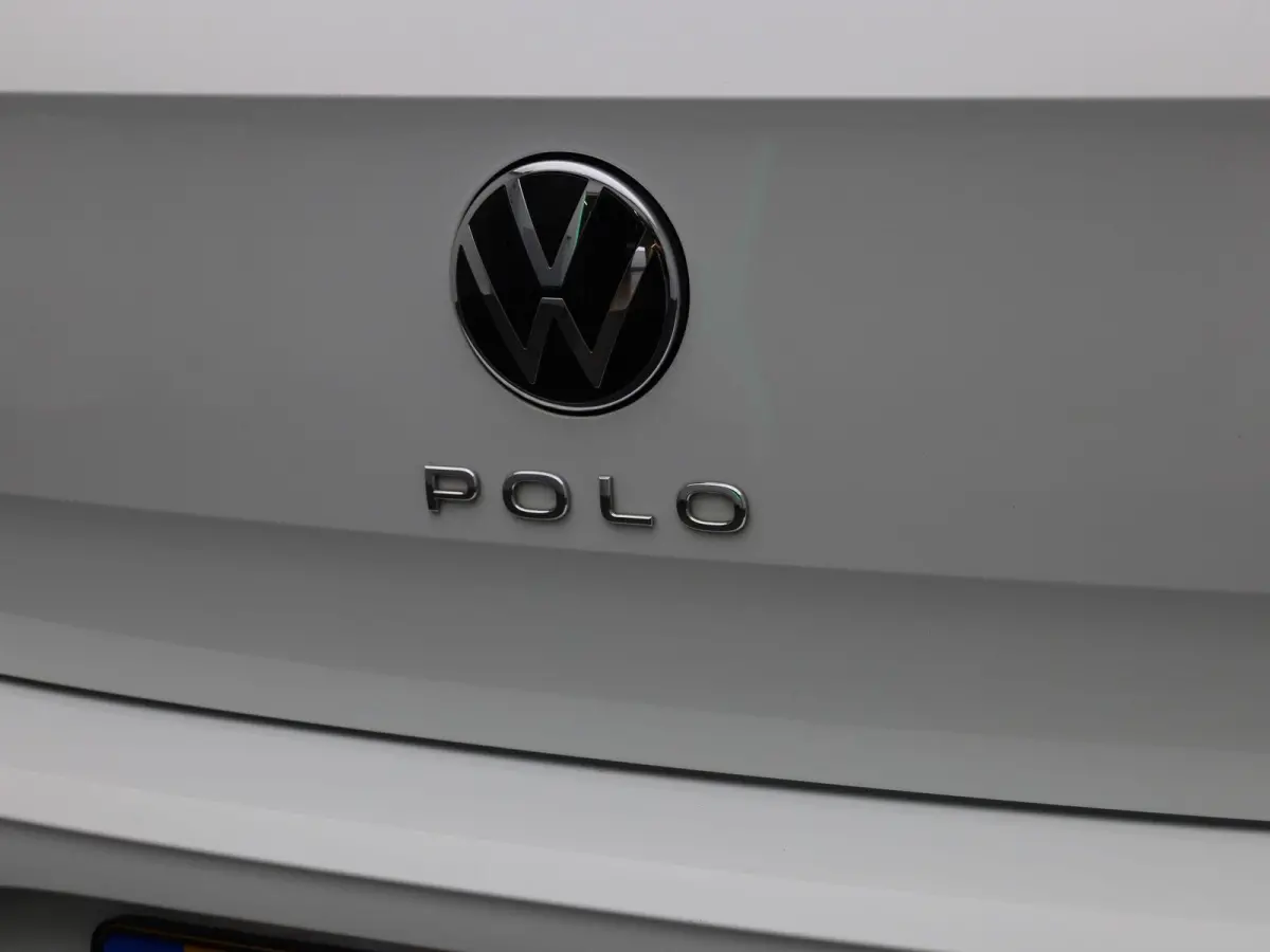 1.0 TSI Life Business | Apple carplay/android auto | Adaptive cruise control | Draadloze telefoonlader | Navigatie | Parkeersensoren voor en achter | Rijstrooksensor | Start/stop systeem | V