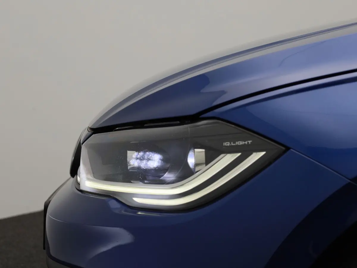 1.0 TSI Life Business 95 PK| Origineel Nederlands | Dealeronderhouden | Navigatie | Panoramadak | LED Matrix | Achteruitrijcamera | Parkeersensoren | Digitale Cockpit Pro