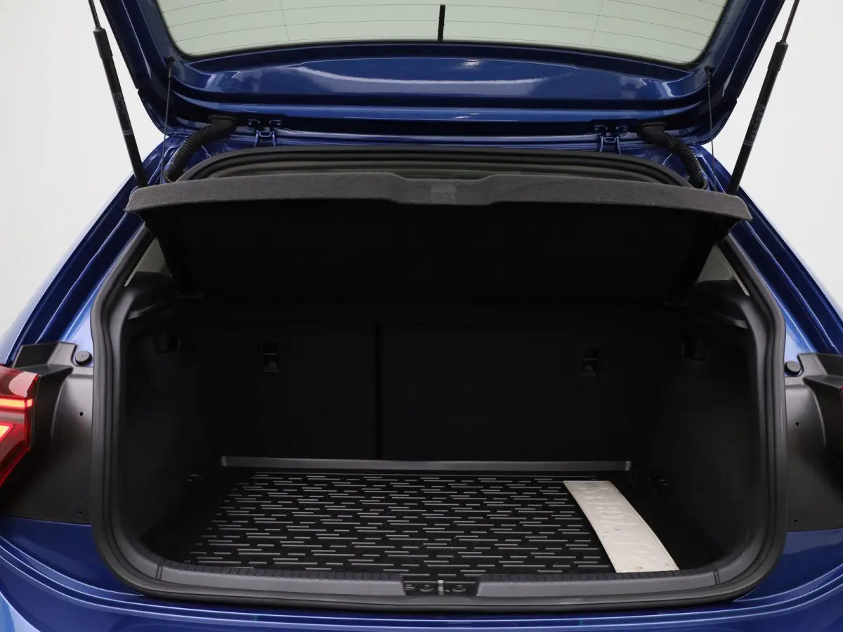 1.0 TSI Life Business 95 PK| Origineel Nederlands | Dealeronderhouden | Navigatie | Panoramadak | LED Matrix | Achteruitrijcamera | Parkeersensoren | Digitale Cockpit Pro