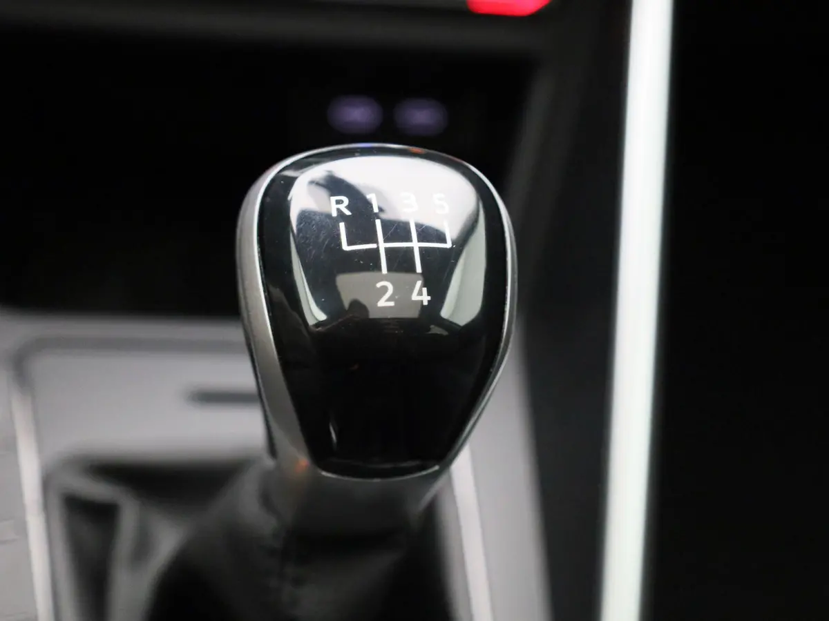 1.0 TSI Life Business 95 PK| Origineel Nederlands | Dealeronderhouden | Navigatie | Panoramadak | LED Matrix | Achteruitrijcamera | Parkeersensoren | Digitale Cockpit Pro