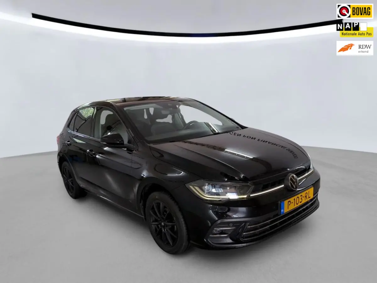 1.0 TSI 95PK Style+IQ Light+Vitrual+Navigatie+ecc+pakeer-Hulp-voor/achter+Dab+Adaptieve-Cruise+Privacy-Glass+16"Lm