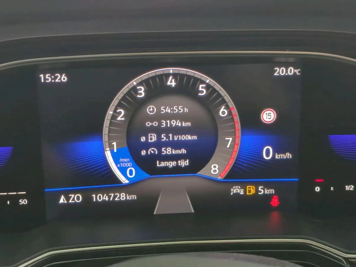 1.0 TSI 95PK Style+IQ Light+Vitrual+Navigatie+ecc+pakeer-Hulp-voor/achter+Dab+Adaptieve-Cruise+Privacy-Glass+16"Lm