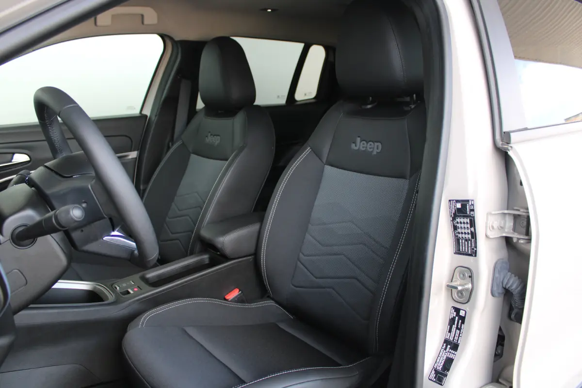 Summit | SOH 98% | Camera | Adaptive cruise control | Full LED | Apple Carplay/ Android Auto |