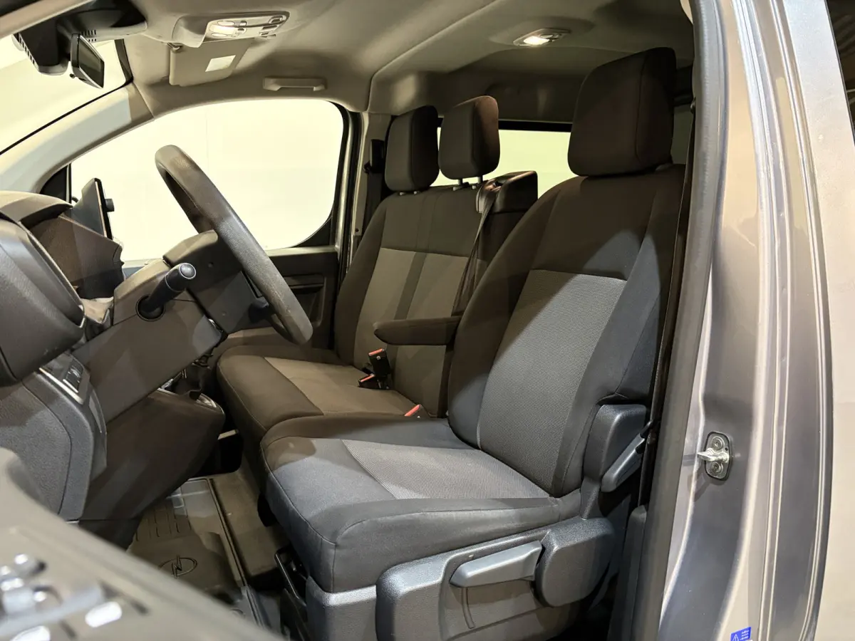 2.0 Diesel 145 PK L3 DC 6 persoons / Airco / Cruise Control / Trekhaak / Facelift / 60.400 KM !!