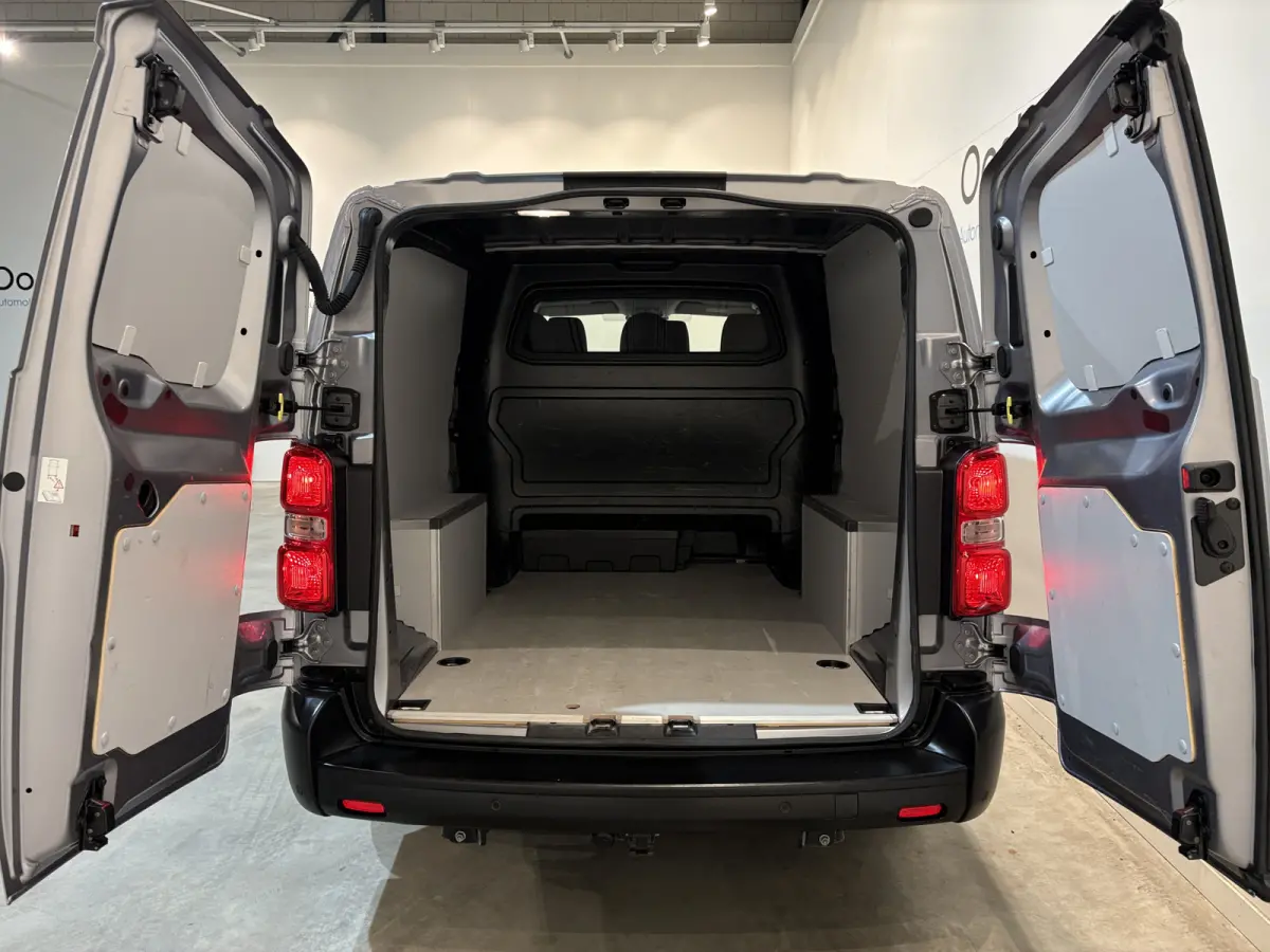 2.0 Diesel 145 PK L3 DC 6 persoons / Airco / Cruise Control / Trekhaak / Facelift / 60.400 KM !!
