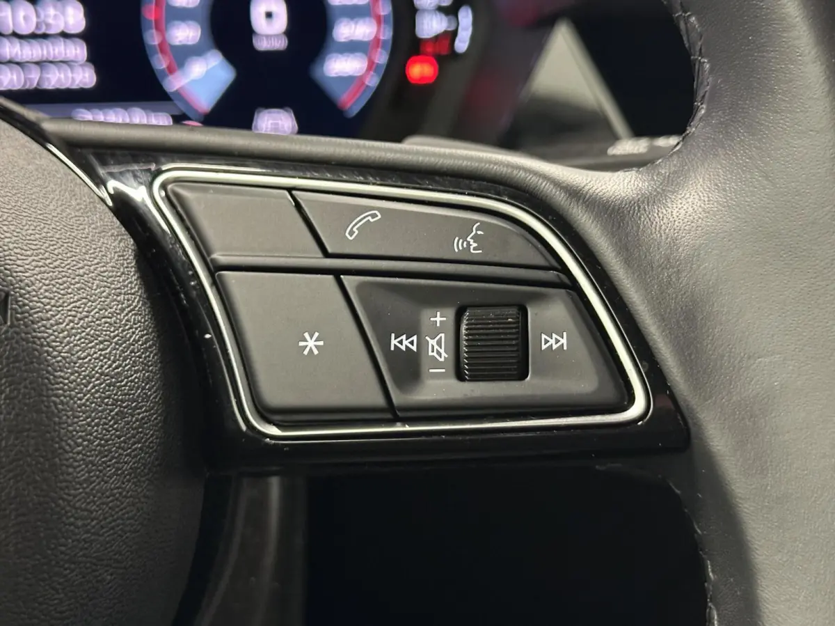 30 TFSI Advanced edition|Carplay|ACC|ECC|Navi|