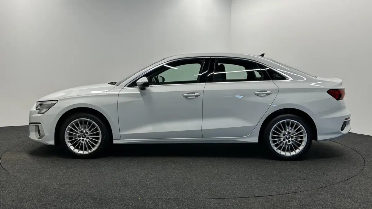 30 TFSI Advanced edition|Carplay|ACC|ECC|Navi|
