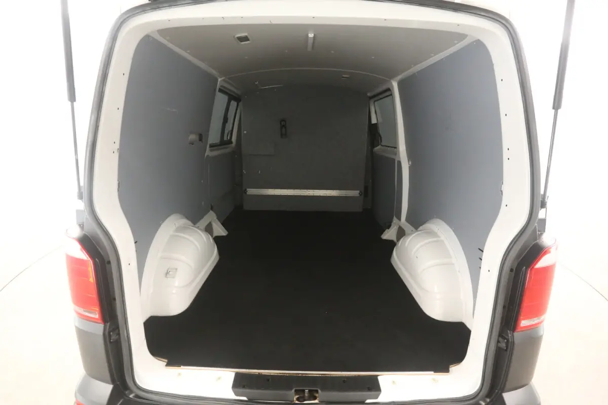 2.0 TDI L2H1 150PK | Marge | Automaat | Airco | Cruise | Carplay | Navi | Parkeersens.