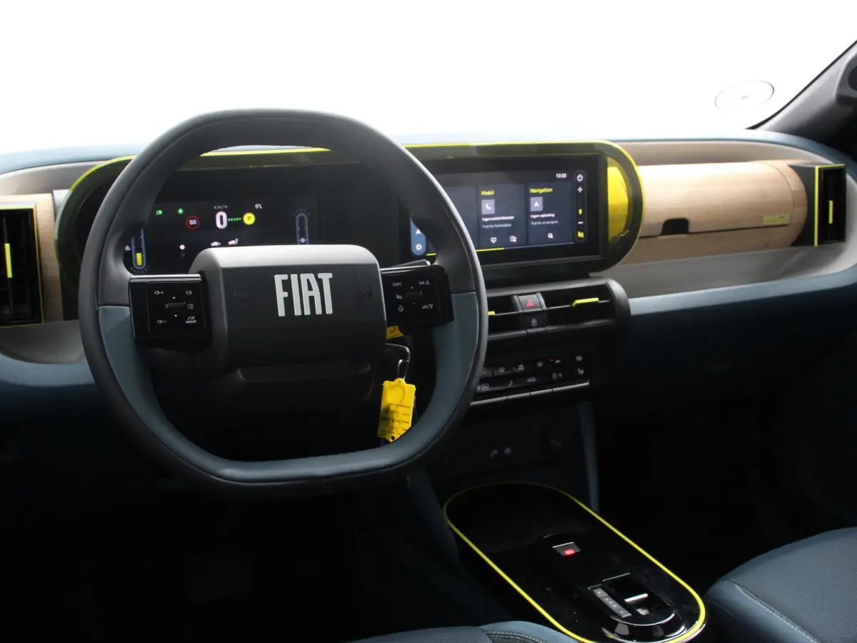 La Prima 7.4 kW 44 kWh Cruise control Cruise control Achteruitrijcamera Voorstoelen verwarmd Stuurverwarming Parkeersensoren Apple Carplay/ Android Auto