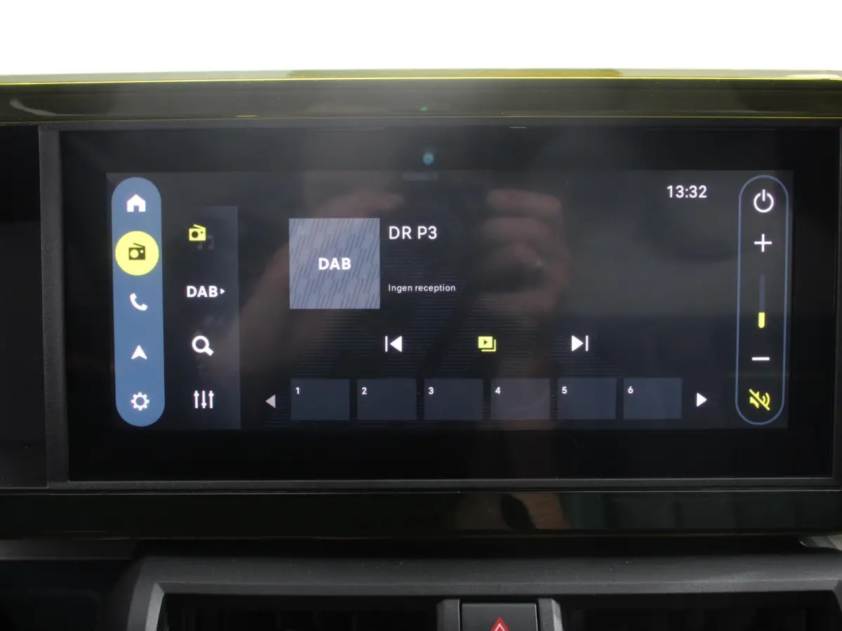 La Prima 7.4 kW 44 kWh Cruise control Cruise control Achteruitrijcamera Voorstoelen verwarmd Stuurverwarming Parkeersensoren Apple Carplay/ Android Auto