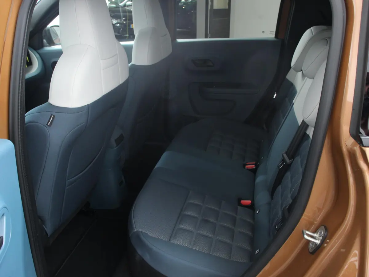 La Prima 7.4 kW 44 kWh Cruise control Cruise control Achteruitrijcamera Voorstoelen verwarmd Stuurverwarming Parkeersensoren Apple Carplay/ Android Auto