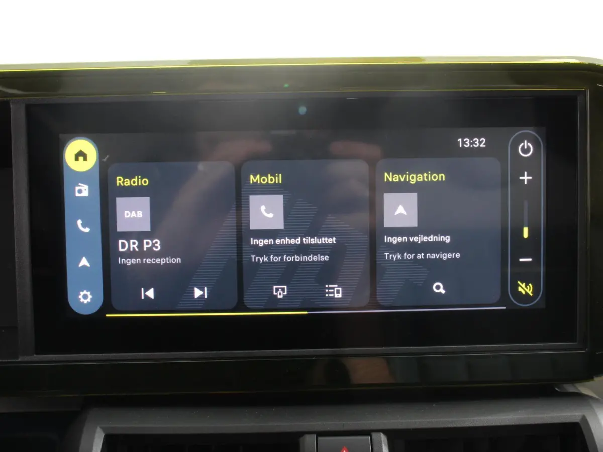 La Prima 7.4 kW 44 kWh Cruise control Cruise control Achteruitrijcamera Voorstoelen verwarmd Stuurverwarming Parkeersensoren Apple Carplay/ Android Auto
