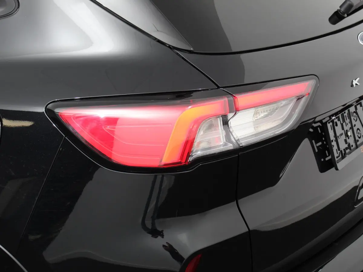 2.5 PHEV ST-Line X AUtomaat B&O Climate Control Navigatie Camera Elektrische Achterklep Verwarmbare voorstoelen Parkeersensoren voor & achter Verwarmbare voorruit Lichtmetalen velgen Trekhaa