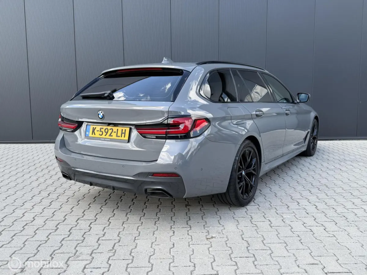 530i Touring M-pakket/Pano/Exklusivleder/Trekhaak/Laser