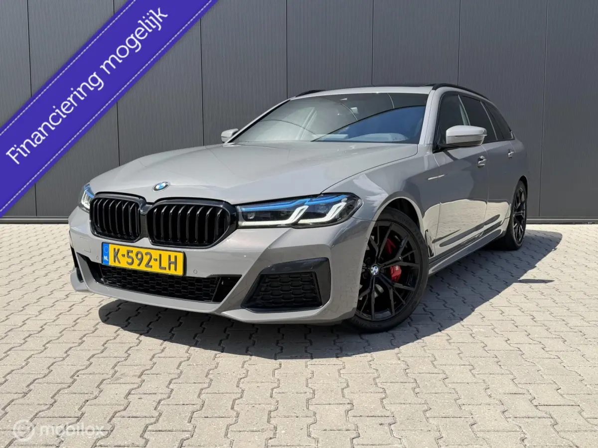 530i Touring M-pakket/Pano/Exklusivleder/Trekhaak/Laser
