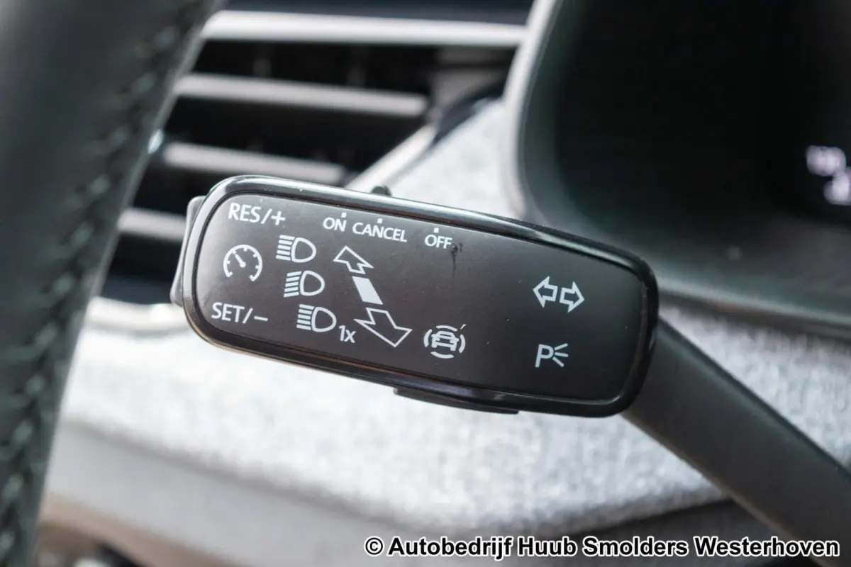 1.0 TSI Selection