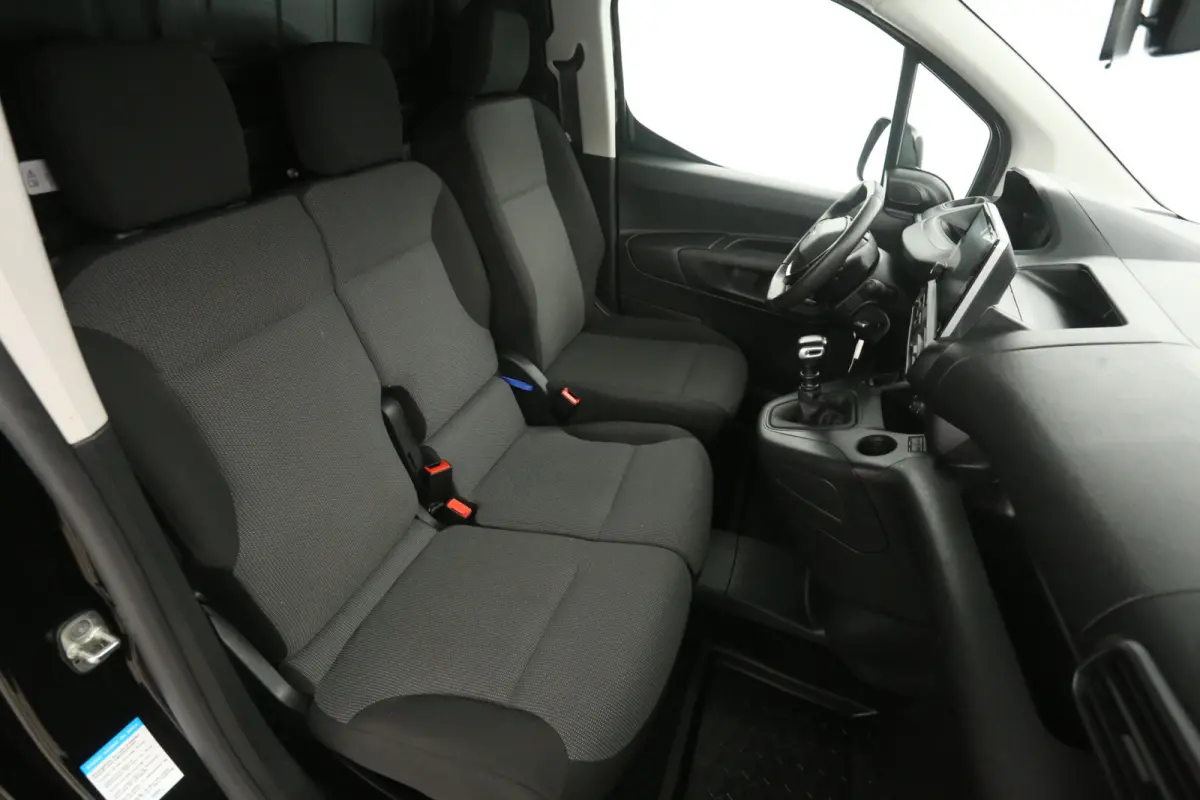 1.5 BlueHDI 102PK | 3 Zits | Airco | Camera | Cruise | Trekhaak | Navi | Carplay