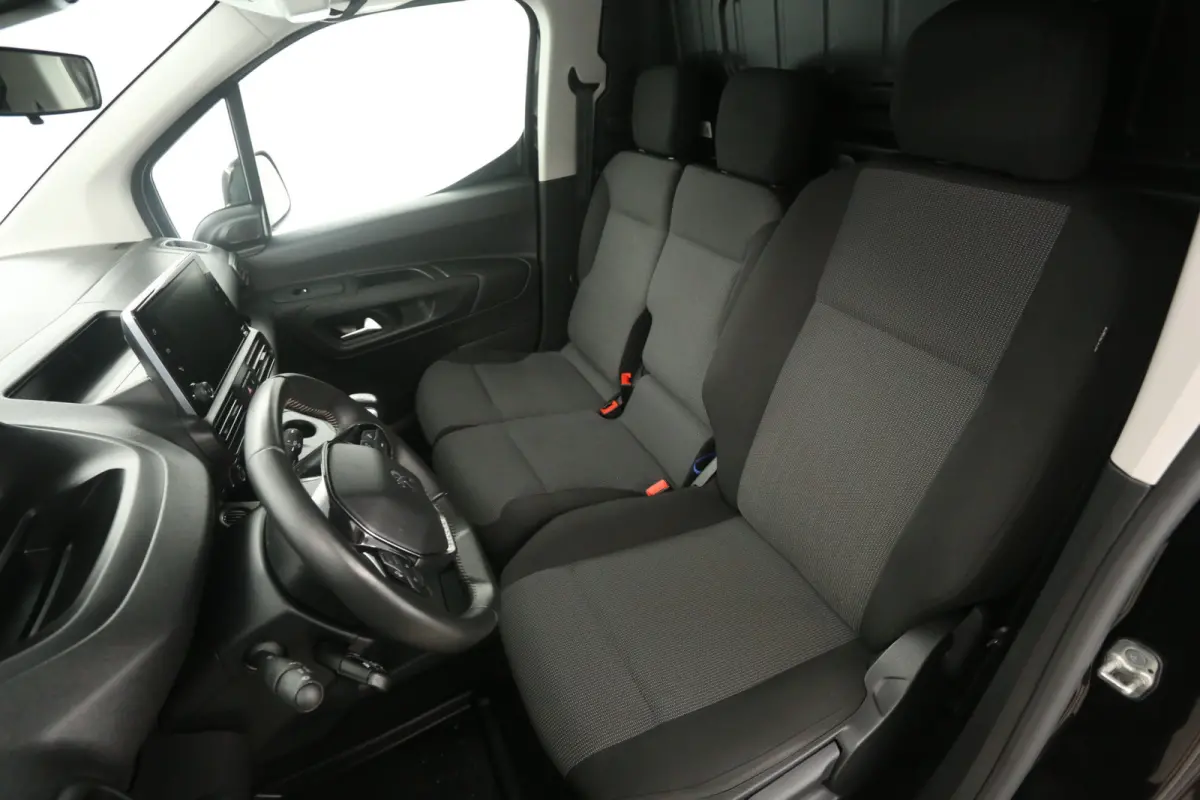 1.5 BlueHDI 102PK | 3 Zits | Airco | Camera | Cruise | Trekhaak | Navi | Carplay