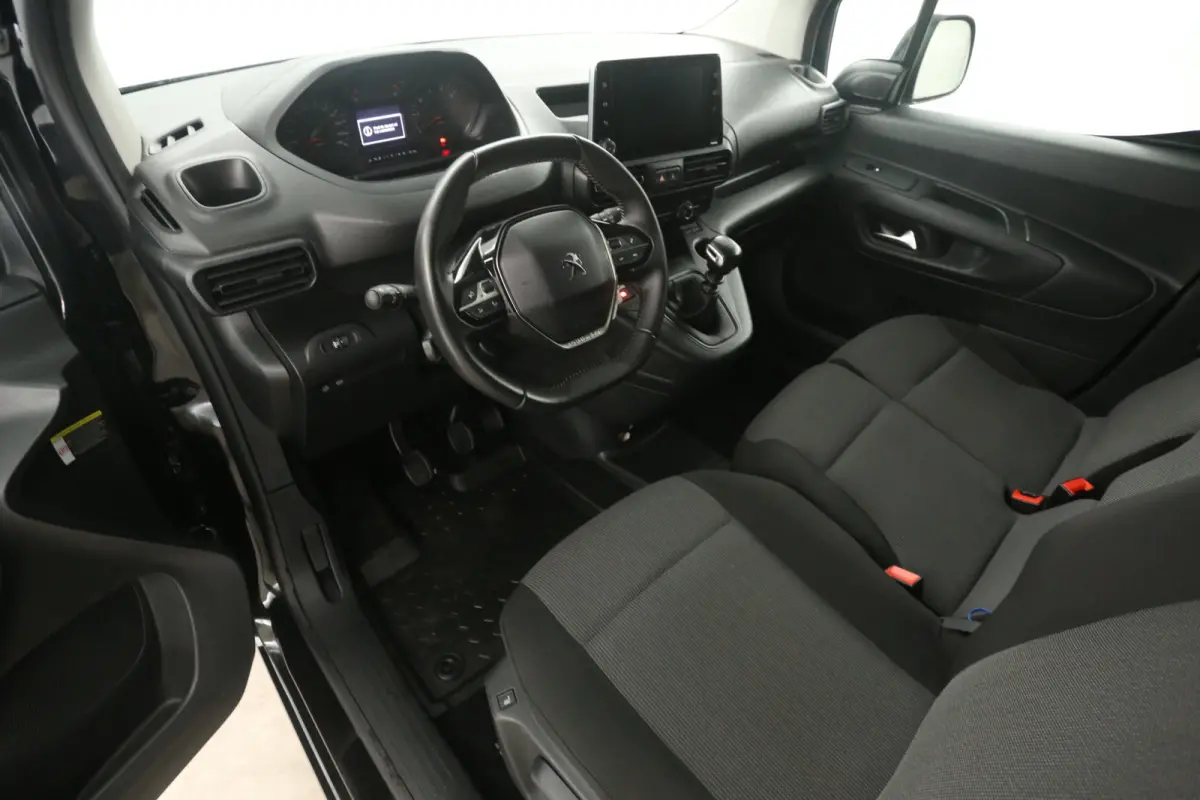 1.5 BlueHDI 102PK | 3 Zits | Airco | Camera | Cruise | Trekhaak | Navi | Carplay