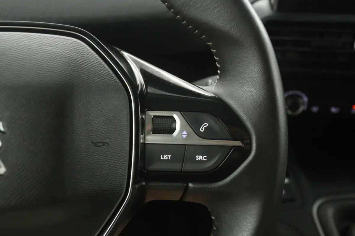 1.5 BlueHDI 102PK | 3 Zits | Airco | Camera | Cruise | Trekhaak | Navi | Carplay