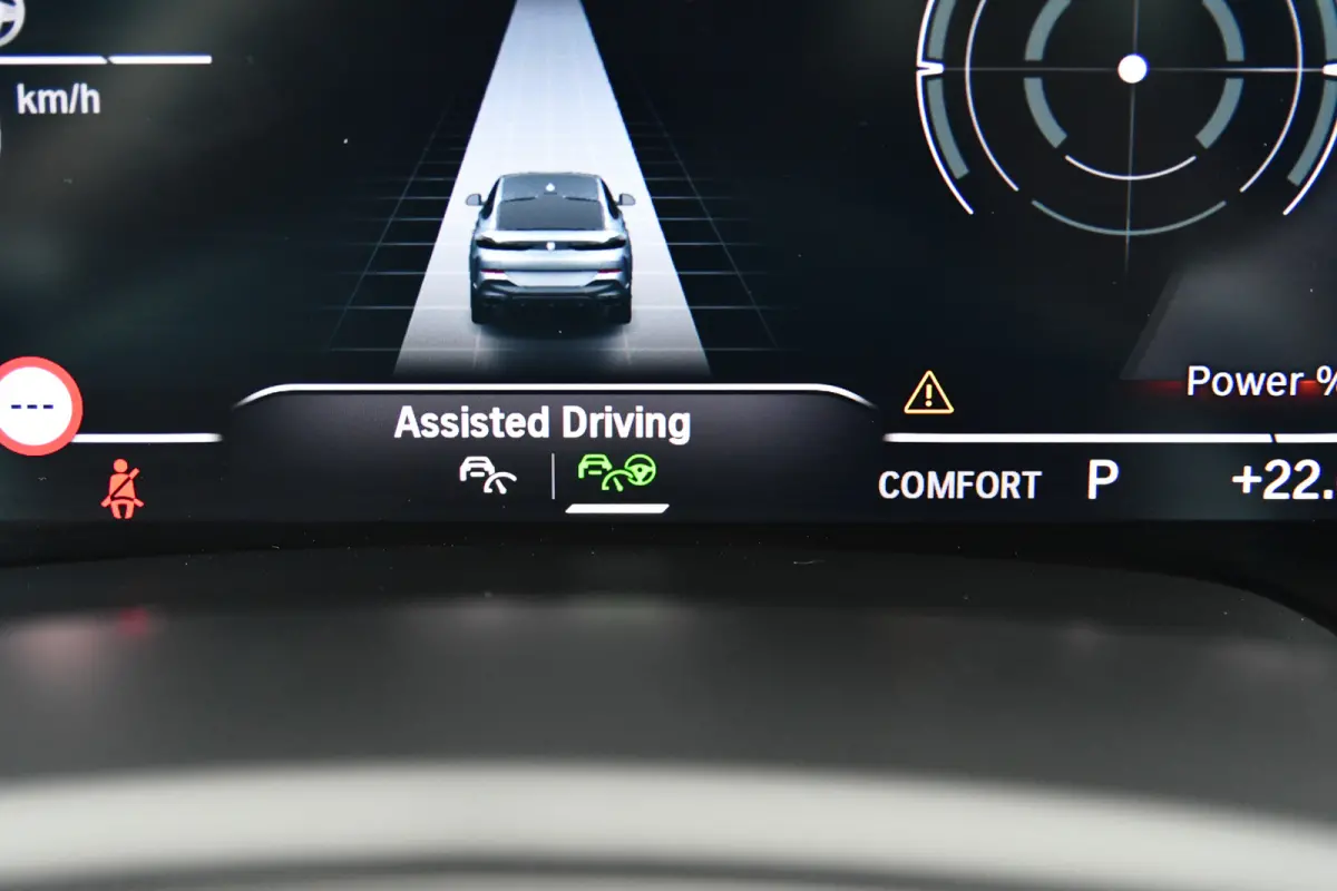 XDrive30d M-Sport, M-Seats, Pano, Laser, HUD, 360 3D, Assisted Driving, Memory!
