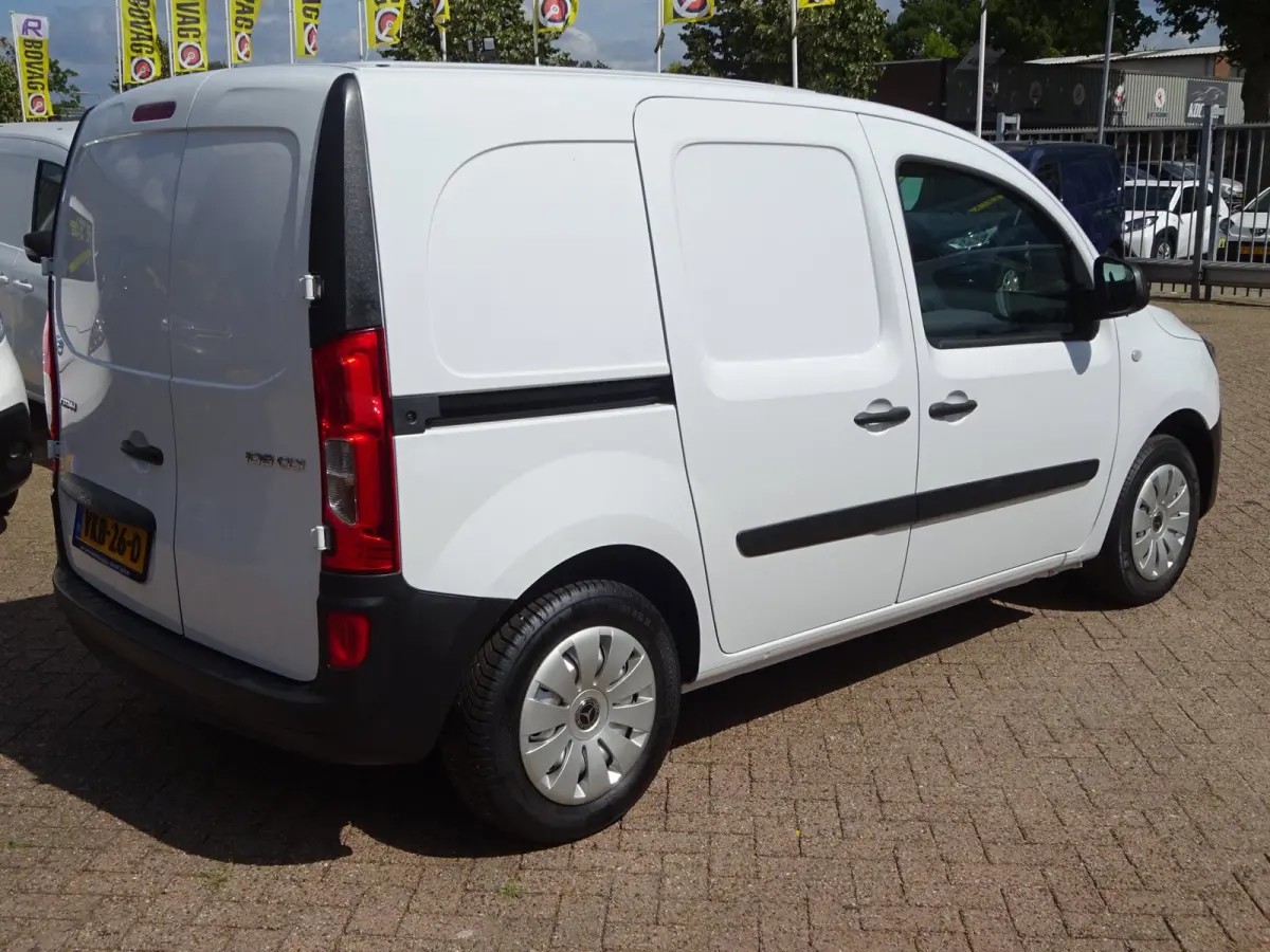 108 CDI Airco SCHUIFDEUR ORIGINELE LAGE KILOMETERSTAND